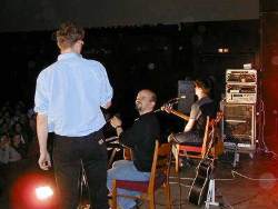 Nach der netten Begr&uuml;&szlig;ung, &uuml;bernahm er bald das Kommando ...