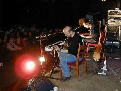 da fliegen die mehr oder weniger vorhandenen Haare