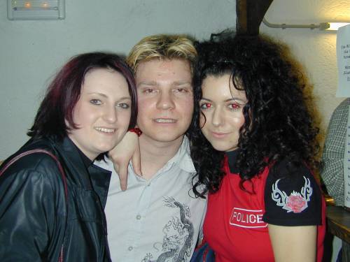 in der Keller-Bar...