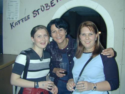 in der Keller-Bar...