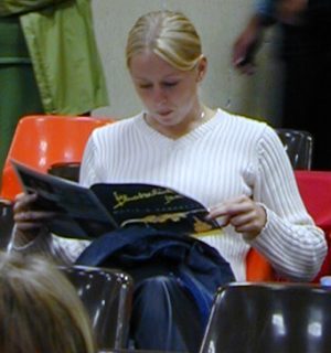 in der Pause Blattle lesen...