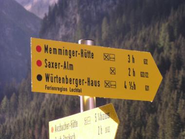 Wegweiser zur Saxer Alm