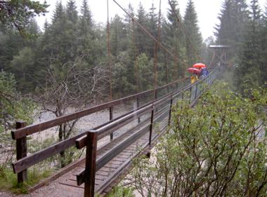 H&auml;ngebr&uuml;cke &uuml;ber den Lech