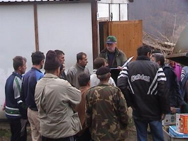 Landl bei der Verteilung