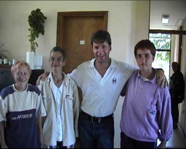 Jakes - Peter mit Patienten