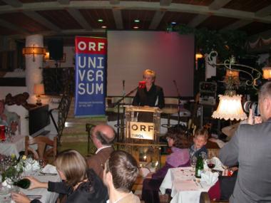 Dr. Gisela Hopfm&uuml;ller bei der Begr&uuml;&szlig;ung