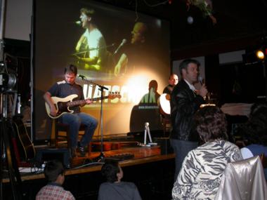 Begr&uuml;&szlig;ung