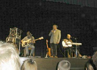 Begr&uuml;&szlig;ung