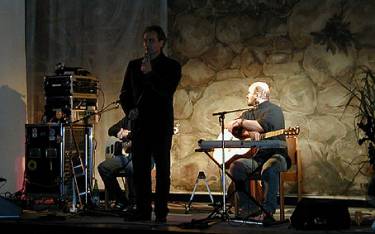 Begr&uuml;&szlig;ung