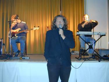 Begr&uuml;&szlig;ung