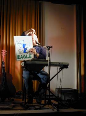 I hoasst Ei - Eagle mit die Fliegl