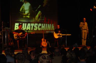 Begr&uuml;&szlig;ung