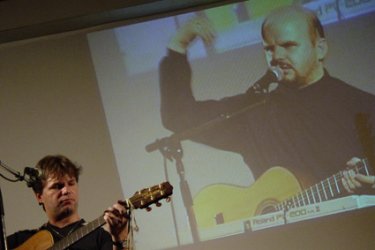 Peter und Toni auf der Leinwand