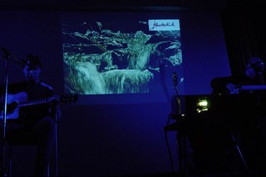 Wia s' W&aring;sser rinnt ...