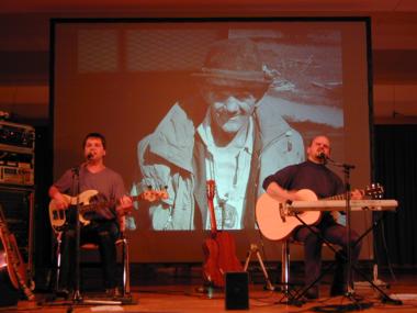 Peter und Toni - Bluama in da Scherba - Bilder aus Bosnien