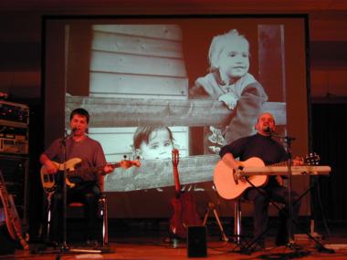 Peter und Toni - Bluama in da Scherba - Bilder aus Bosnien