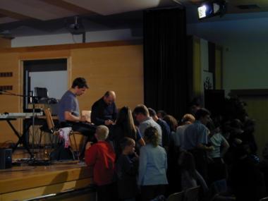 Pause, Autogrammstunde und CD-Verkauf