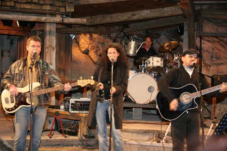 Peterm Margit, Thomas und Toni