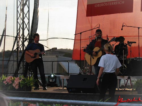 Konzertbeginn um 20.00 Uhr bei strahlendem Wetter