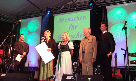 Menschen f&uuml;r Menschen-GALA, Hotel '..liebes Rot-Fl&uuml;h', 13.12.2006