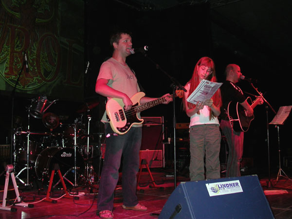 Konzert in Vomp, B&uuml;rgerversammlung auf der Autobahn A12 am 27. Mai 2005