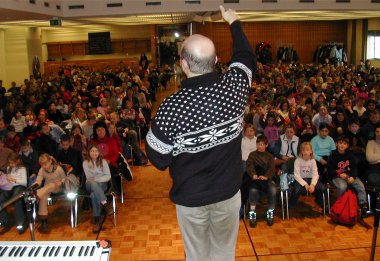 Toni beim Kinderkonzert in Klagenfurt